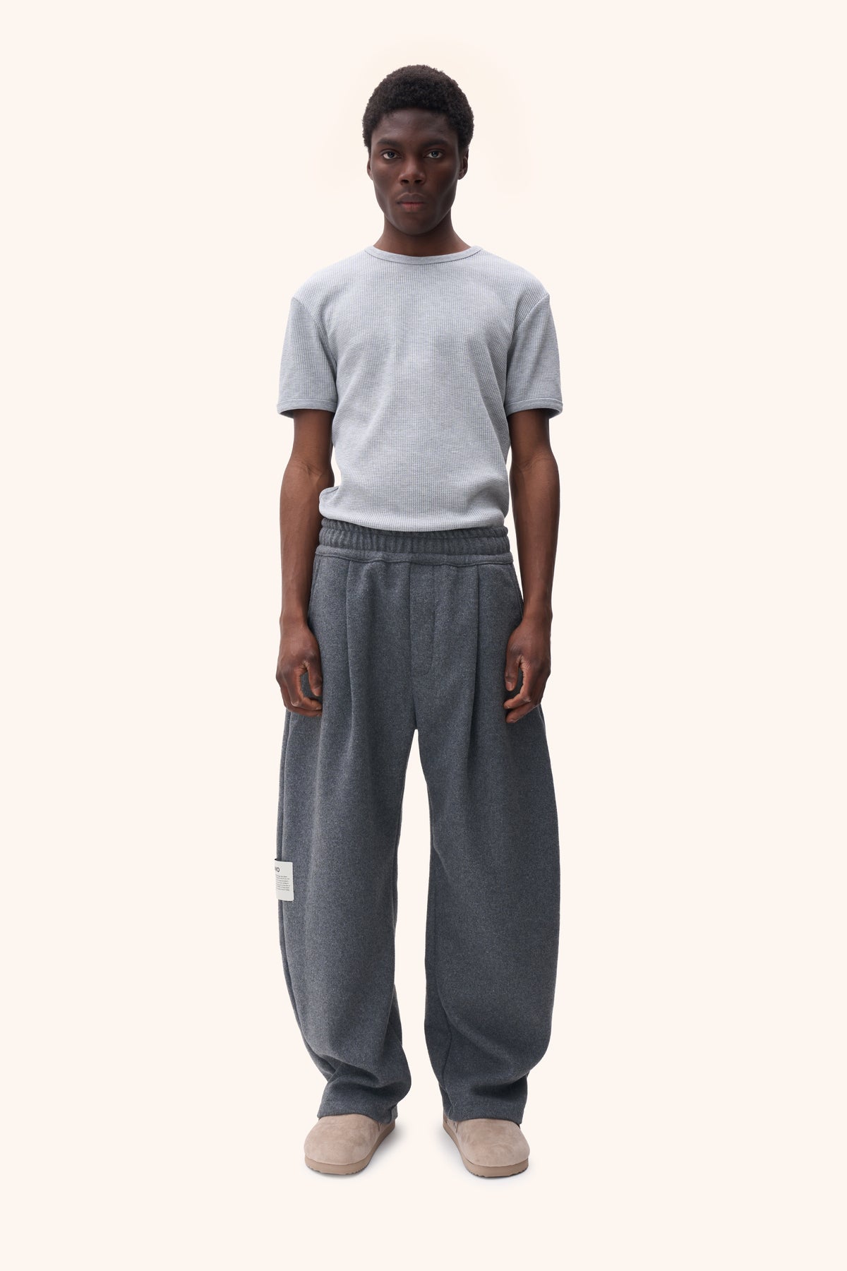 Nara Mineral Grey Trousers – REAMO Vienna, image 1