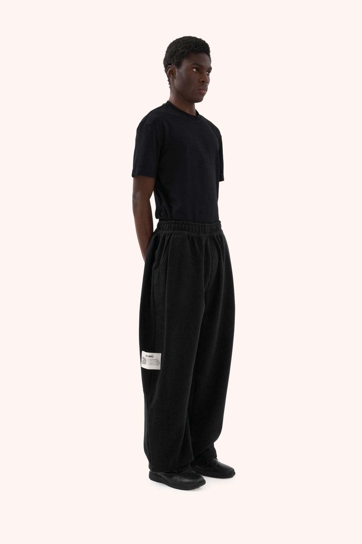 Sha Pleated Midnight Trousers – REAMO Vienna, image 3