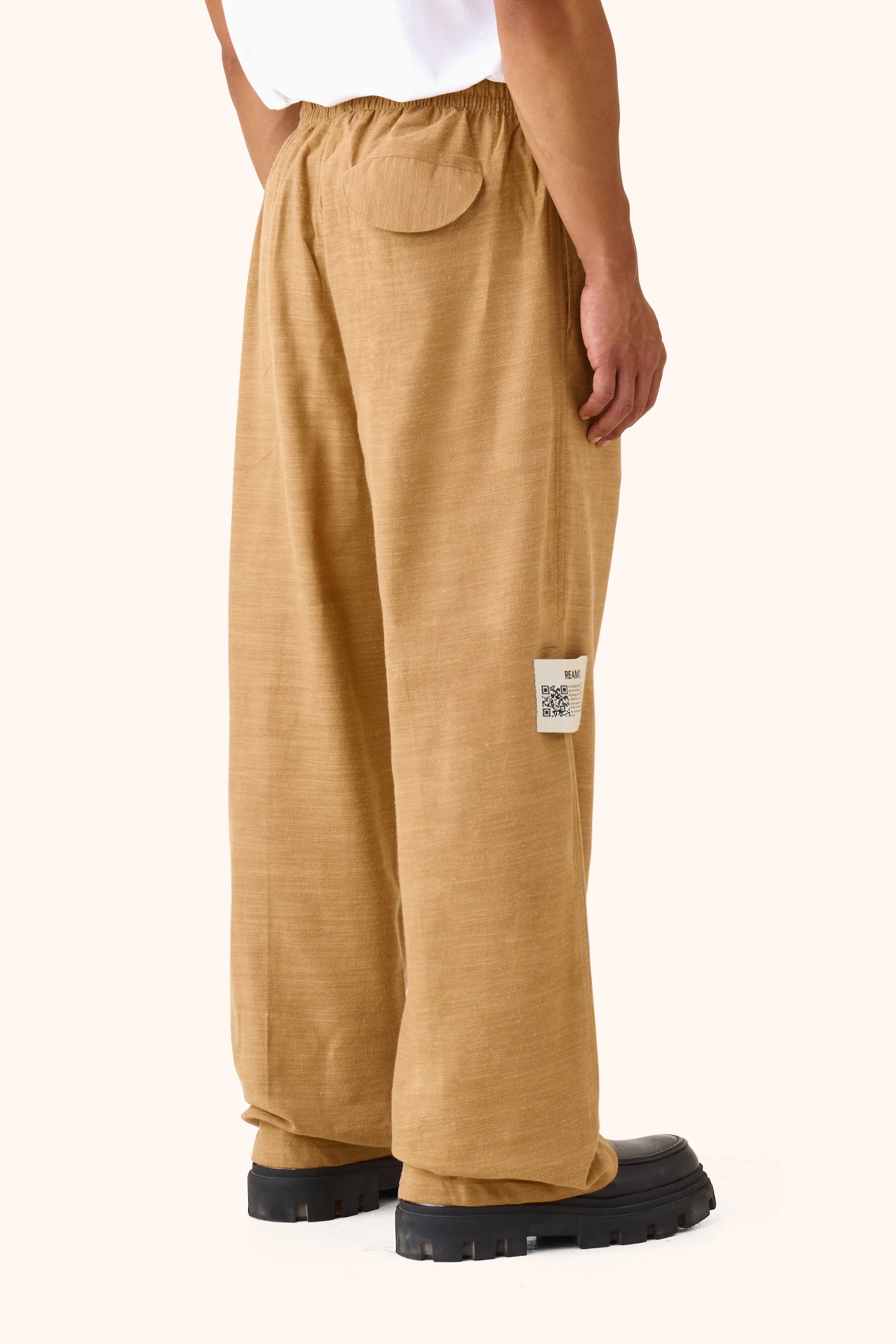 Sha Oak Linen Trousers