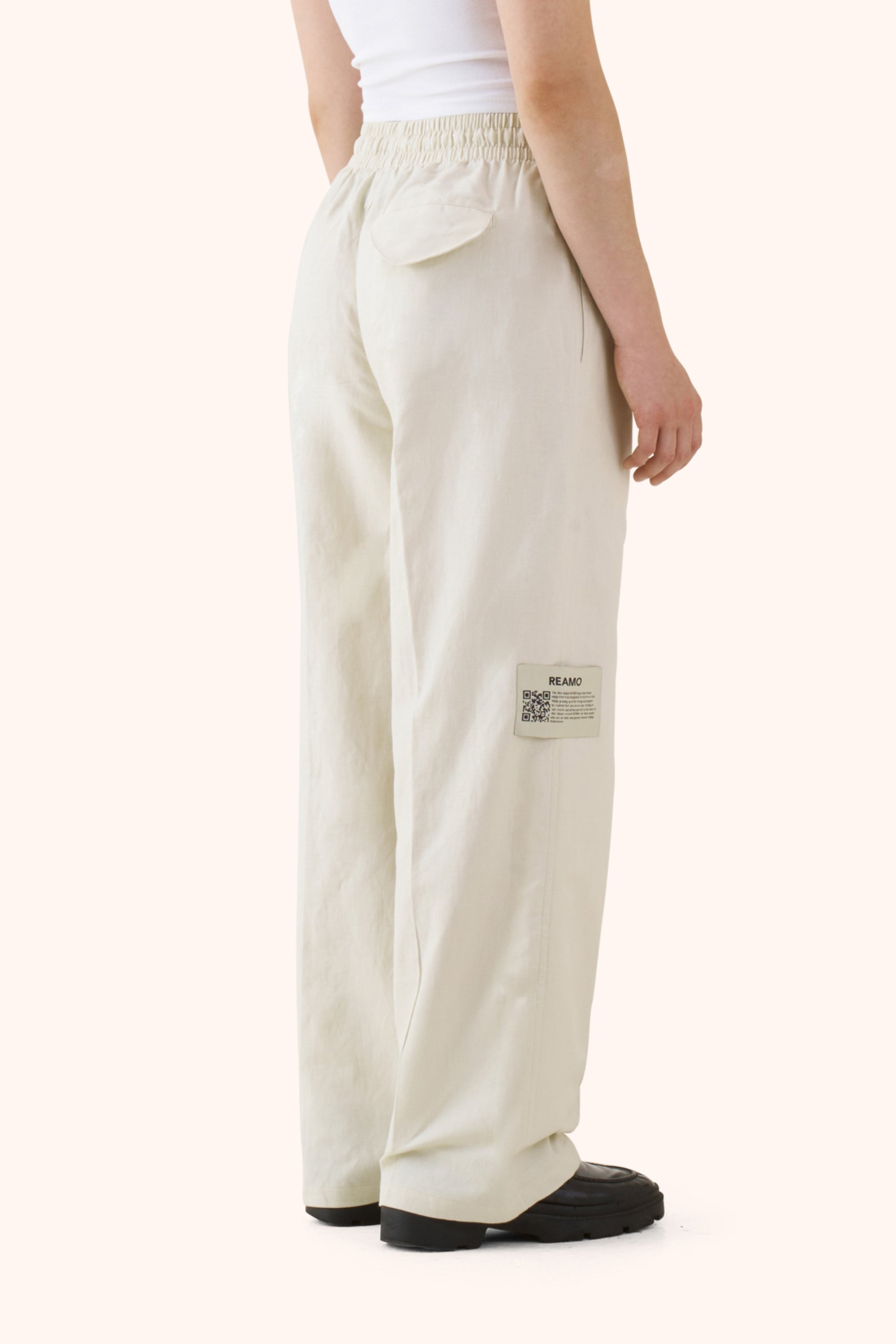 Sha Shell Linen Trousers