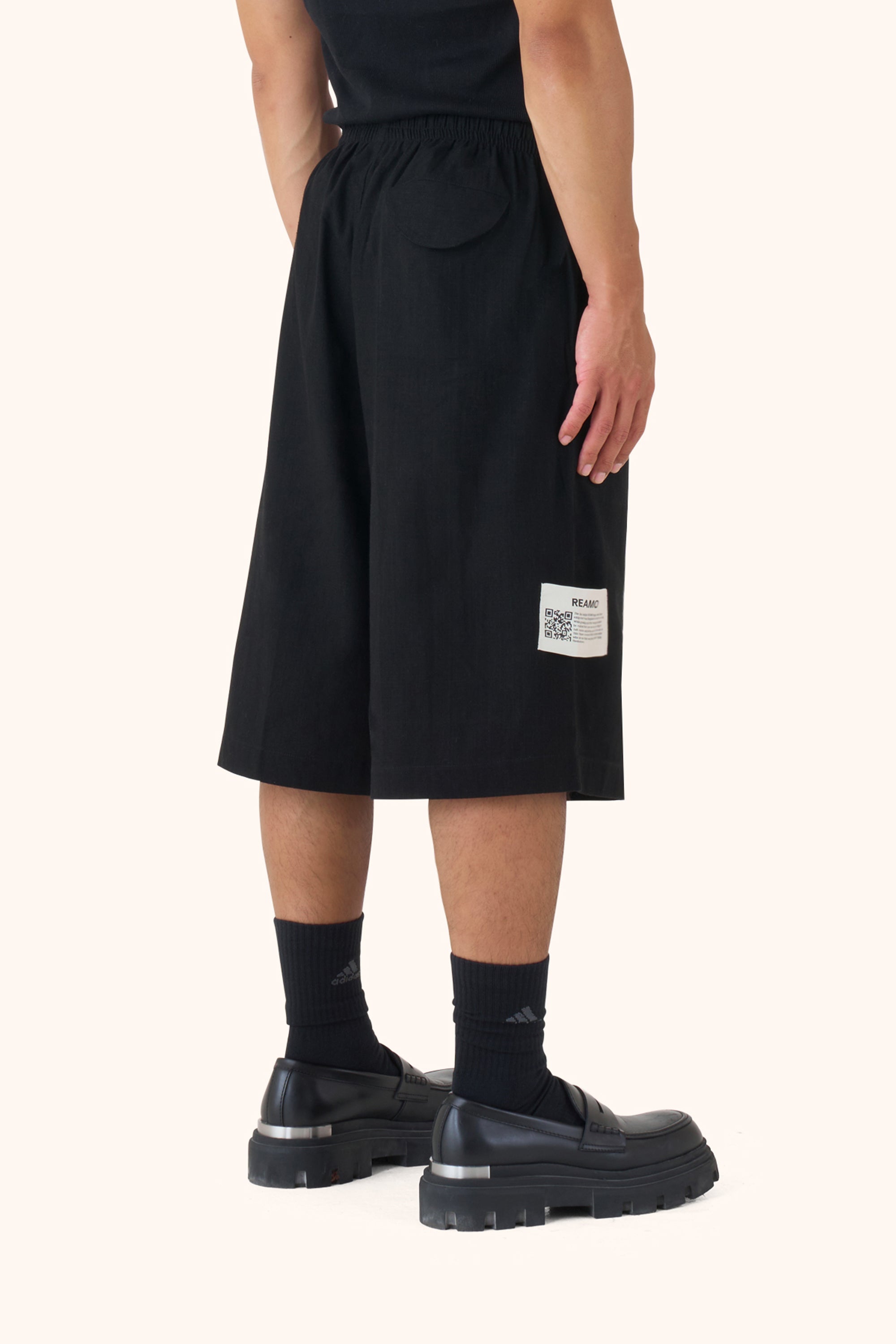 Shula Midnight Linen Jorts