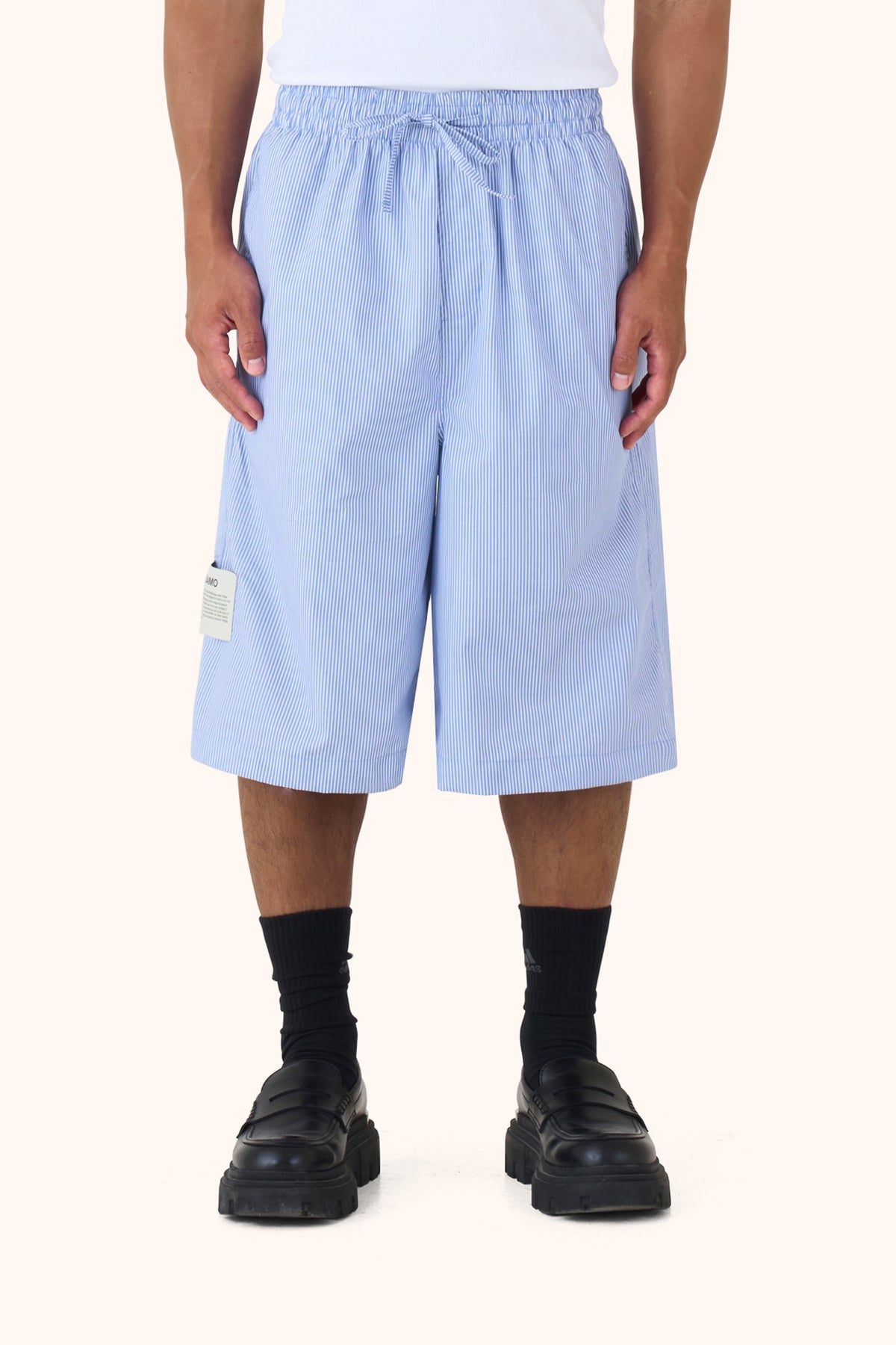 Shula Blue Pinstripe Jorts – REAMO Vienna, image 1